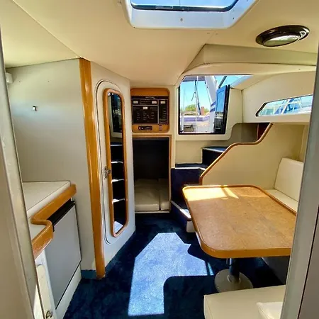 Nights On A Boat At The Quay - Richelieu Beach Atypical Rental Агд