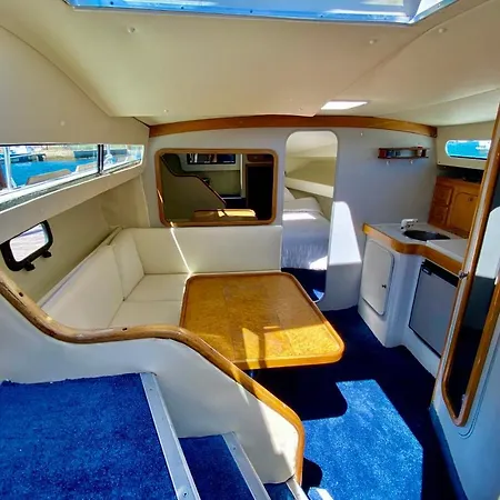 Ботель Nights On A Boat At The Quay - Richelieu Beach Atypical Rental Агд